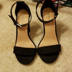 Reposh Black Heels with Ankle Strap